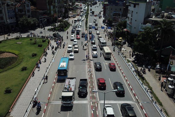 Xác định nguyên nhân gây ra vụ tai nạn thảm khốc khiến 5 người thương vong - Anh 1