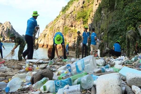 Ngành Du lịch chung tay giảm thiểu đồ dùng nhựa một lần - Anh 1