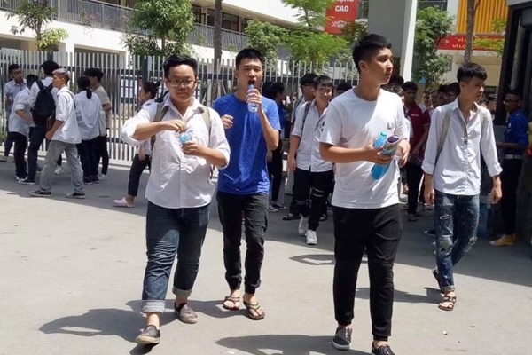 Thấp thỏm 