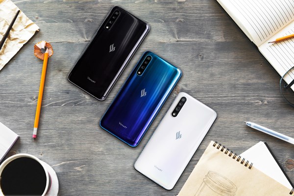 Vingroup công bố dòng điện thoại Vsmart thế hệ 2 - Anh 1