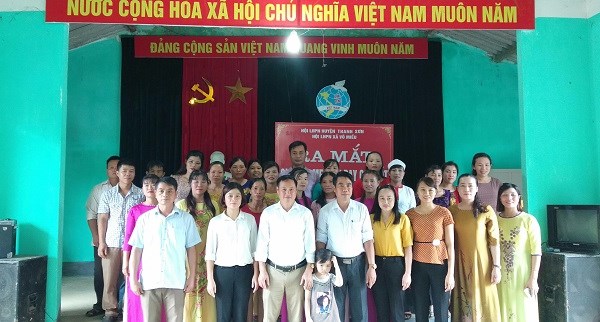 CLB điểm “Cha mẹ nuôi dạy con tốt” - Anh 1