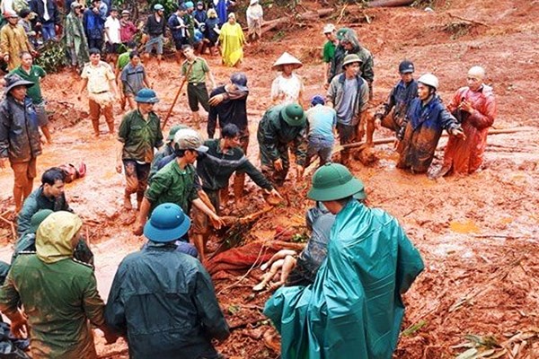 Tây Nguyên: Mưa lũ làm 6 người thiệt mạng - Anh 1