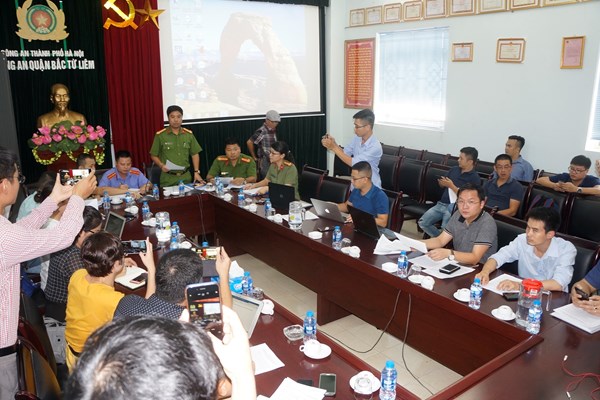 Họp báo về vụ “giải cứu người” tại lô TH 1 phường Cổ Nhuế 1: Nhiều câu hỏi không được trả lời - Anh 3