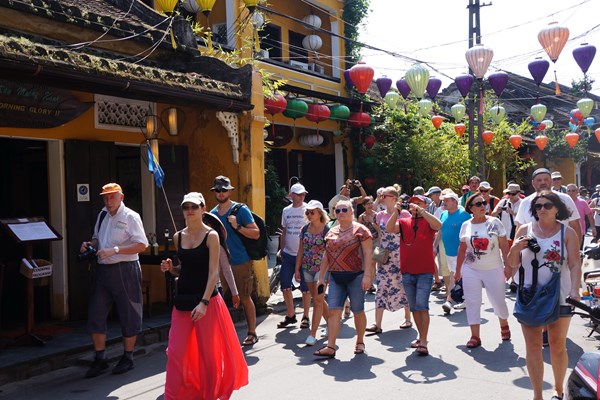 Chính sách thị thực: Không thể thu hút khách nếu 