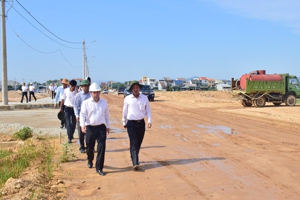 Di dời dân cư ra khỏi khu vực 1 Kinh thành Huế: Góp sức cho cuộc di dời 