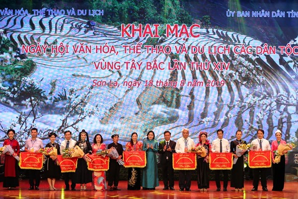 Đặc sắc chương trình nghệ thuật khai mạc Ngày hội VHTTDL các dân tộc vùng Tây Bắc - Anh 2