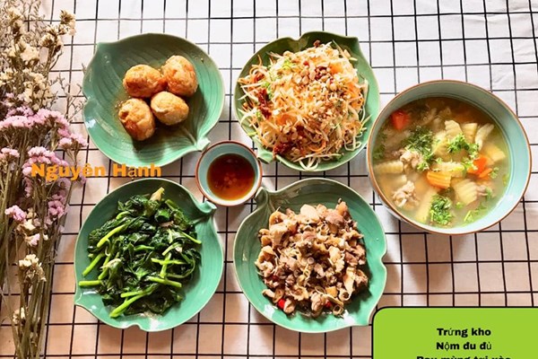 Khỏi phải vắt óc nghĩ 