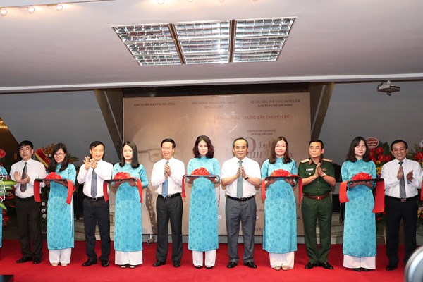50 năm thực hiện Di chúc Bác Hồ: Hành trình vươn tới những ước mơ - Anh 1