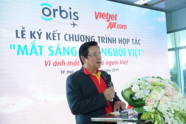 Vietjet cùng bệnhviện bay tài trợ dự án phòng chống mù lòa cho hàng triệu người - Anh 3