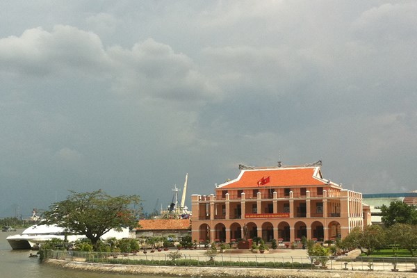 Những hình ảnh, hiện vật ghi dấu chân Người - Anh 3