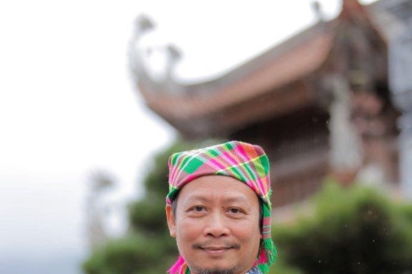 Đạo diễn Phạm Hoàng Nam làm 