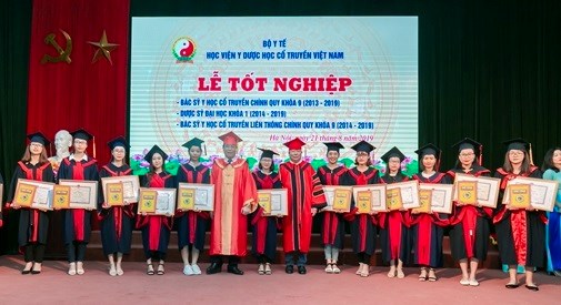 Cô thủ khoa y - dược cổ truyền và mong muốn về quê hương lập nghiệp - Anh 2