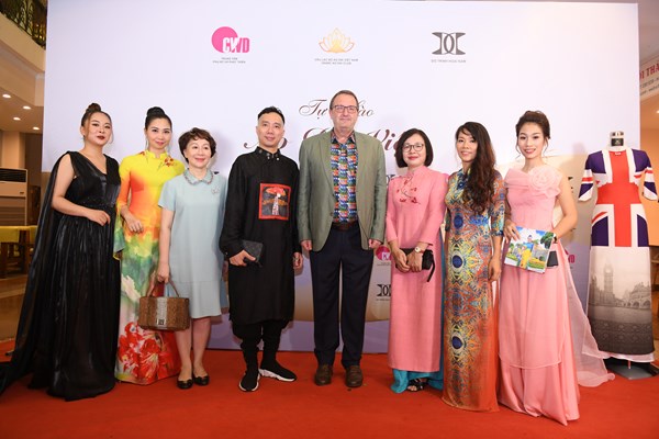 Nét đẹp truyền thống trong đêm diễn  “Tự hào Áo dài Việt” - Anh 1