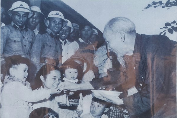 “Bác Hồ với Thanh Hóa - Thanh Hóa 50 năm thực hiện Di chúc của Bác” - Anh 4