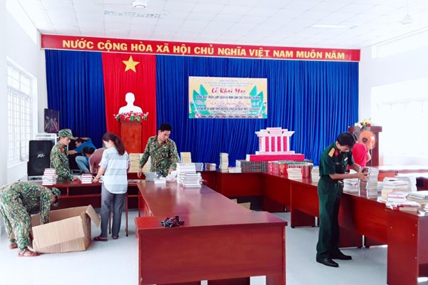 Côn Đảo: Triển lãm đặc biệt “Lời Bác dạy sáng đường chúng ta đi” - Anh 2