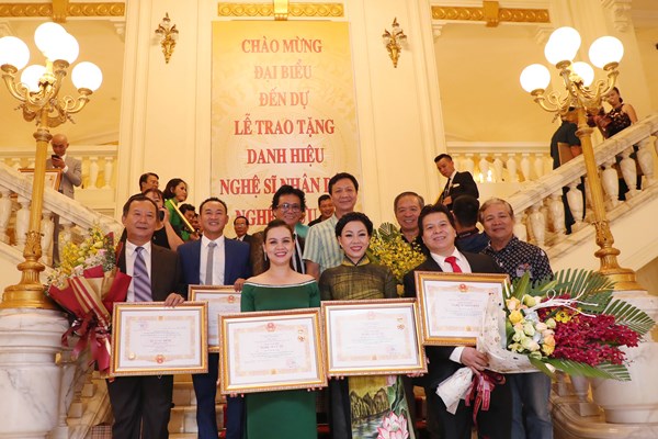 Lễ trao tặng danh hiệu NSND, NSƯT lần thứ IX- 2019: Hạnh phúc cho cả một đời cống hiến - Anh 16