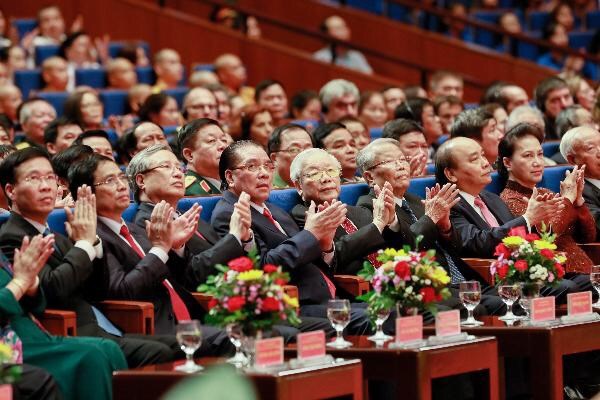 Di chúc là một văn kiện lịch sử cực kỳ quan trọng, kết tinh tư tưởng văn hóa, trí tuệ, đạo đức và tâm hồn cao đẹp của một bậc vĩ nhân - Anh 3