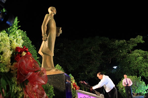 “Bài ca kết đoàn” thực hiện lời Bác dặn trước lúc đi xa - Anh 2
