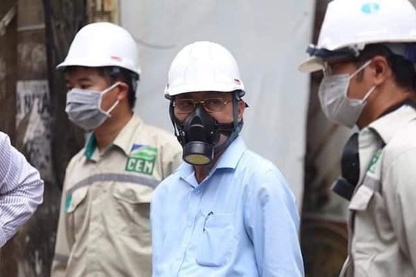 Sau vụ cháy tại Công ty CP Bóng đèn phích nước Rạng đông: Đáng ra không để người dân hoang mang - Anh 1