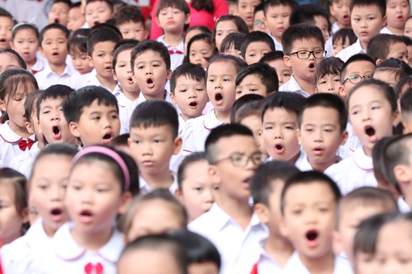 Hơn 22 triệu học sinh khai giảng năm học mới - Anh 5