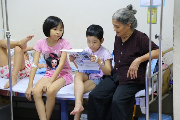 Những trẻ lỡ hẹn với ngày khai trường - Anh 1
