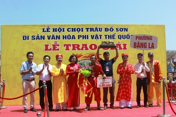 Le hoi choi trau truyen thong Do Son nam 2019 hap dan, kich tinh - Anh 4