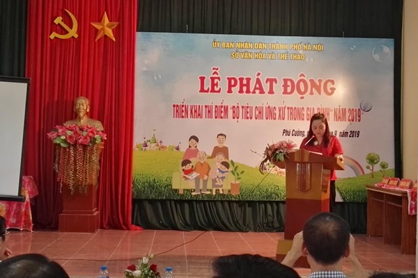Ứng xử trong gia đình: Hà Nội triển khai thực hiện thí điểm Bộ tiêu chí ứng xử trong gia đình - Anh 1