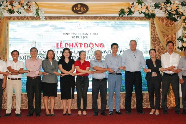 300 đại diện doanh nghiệp du lịch được phổ biến Luật Du lịch - Anh 1