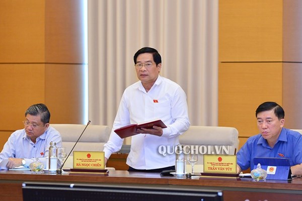 Đẩy mạnh phát triển giáo dục, đào tạo, y tế, văn hóa cho đồng bào DTTS - Anh 2