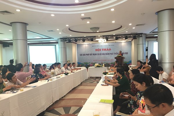 Tăng cường huy động mọi nguồn lực xã hội để phát triển văn hóa đọc - Anh 1