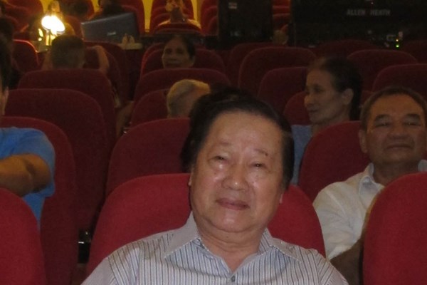 Hãy bằng lòng đi, miễn là khán giả chấp nhận - Anh 1