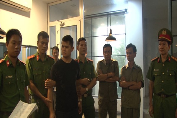 Vụ bác sĩ nghi cưỡng hiếp nữ điều dưỡng: Gia đình nạn nhân khẳng định không nhận tiền để im lặng - Anh 1