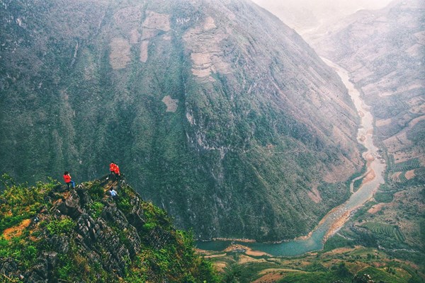 Tòa nhà không phép trên đèo Mã Pì Lèng (Hà Giang): Bao giờ xử và xử lý thế nào? - Anh 2