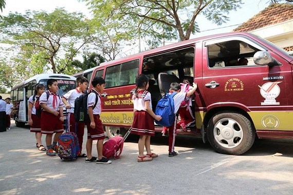 Thực tế đã có quy định về xe đưa đón học sinh - Anh 1