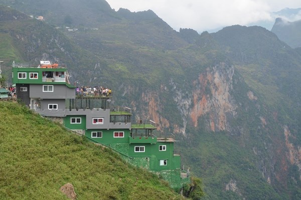 Tạm dừng hoạt động nhà nghỉ Panorama trên đèo Mã Pì Lèng - Anh 1