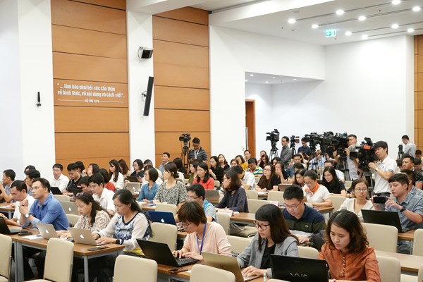 Kỳ họp thứ 8, Quốc hội khoá XIV:  Sẽ xem xét nhiều vấn đề quan trọng - Anh 3