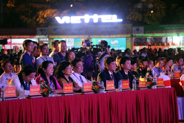 Khai mạc Ngày hội văn hóa dân tộc Thái lần thứ II, năm 2019 - Anh 1