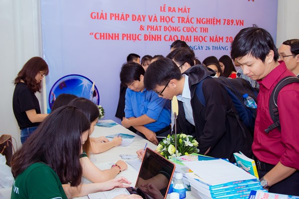 Thêm ứng dụng số hoá mới cho giáo dục - Anh 1