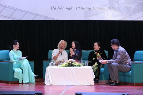 Giao lưu các diễn viên điện ảnh khóa đầu tiên: Những “dấu ấn vàng” kể chuyện vai diễn để đời - Anh 1