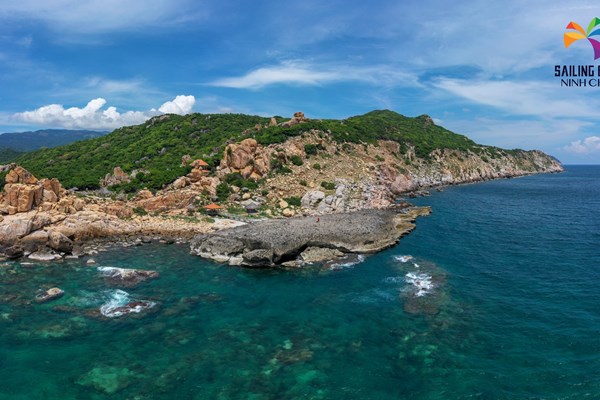 Tôn vinh và quảng bá văn hóa, du lịch Ninh Thuận tại Hà Nội - Anh 1