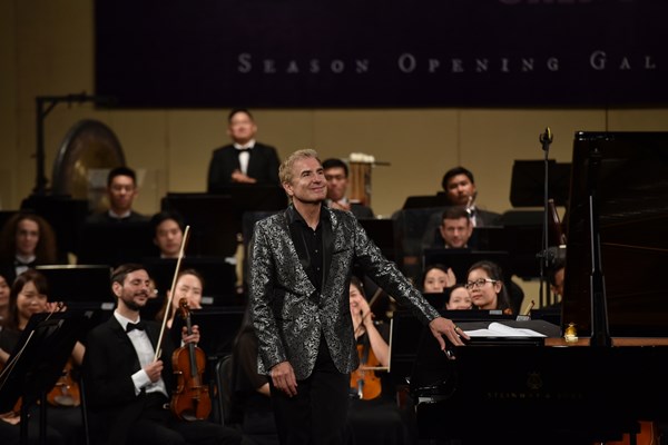 Khán giả thủ đô say mê trong đêm nhạc “Thibaudet trình diễn Saint-Saëns” đầy cảm xúc - Anh 1