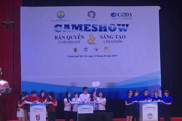 Đại học Kinh tế Quốc dân giành giải Nhất gameshow “Bản quyền và sáng tạo” - Anh 1