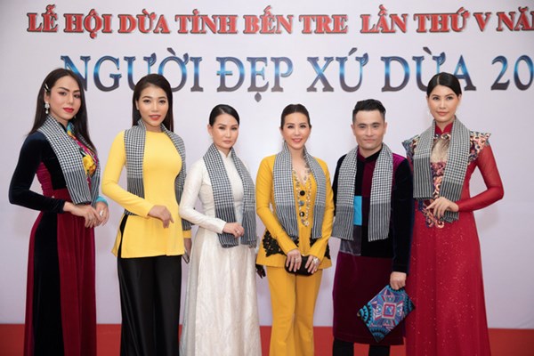 Cuộc thi tôn vinh người đẹp xứ Dừa - Anh 2