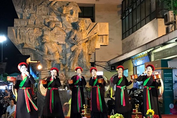 Cần thiết tổ chức Lễ hội văn hóa dân gian với quy mô lớn - Anh 2