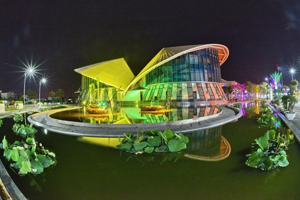 Tuần Văn hóa - Du lịch Bạc Liêu-Dấu ấn 100 năm ra đời bản Dạ cổ hoài lang - Anh 2