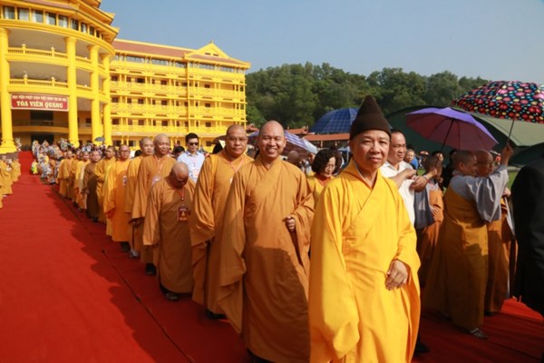 Hơn 6.000 người dự Đại lễ tưởng niệm 906 năm Ni sư Diệu Nhân viên tịch - Anh 1