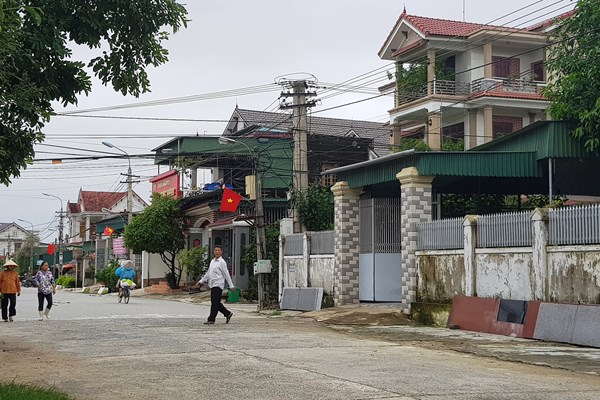 Góc khuất sau những căn biệt thự bạc tỉ - Anh 3