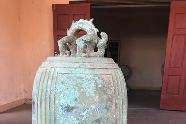 Tiếp nhận một chuông đồng cổ quý hiếm - Anh 1