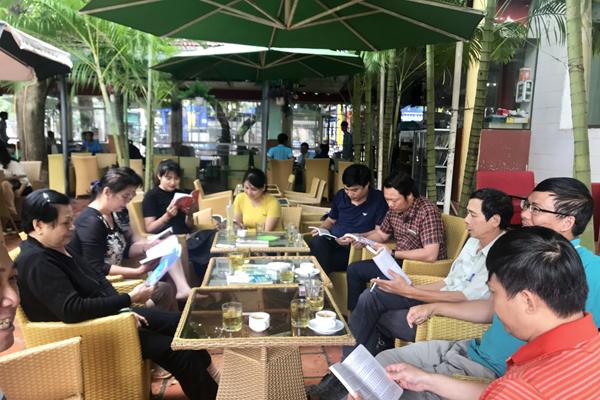 Cà phê sách: Một nét đẹp văn hóa thời nay - Anh 1