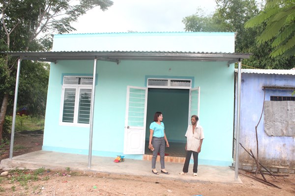 Khánh Hoà hỗ trợ người lao động đi làm việc ở nước ngoài: Thấy gì từ trách nhiệm ở cấp cơ sở? - Anh 1